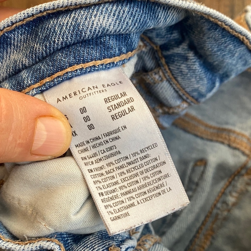 American Eagle Outfitters Light Blue Denim - Picture 3 of 10